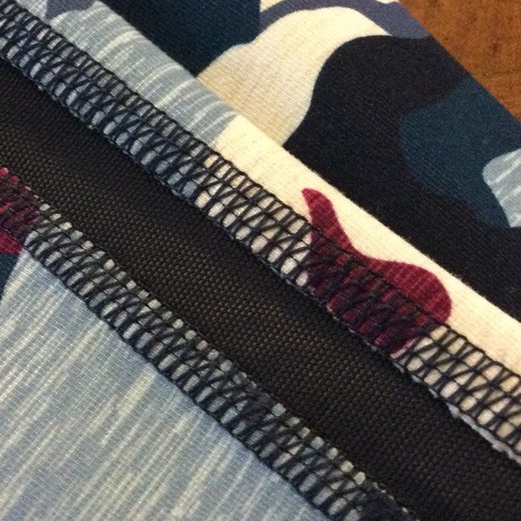 Old Navy Active Leggings Medium - Picture 7 of 7